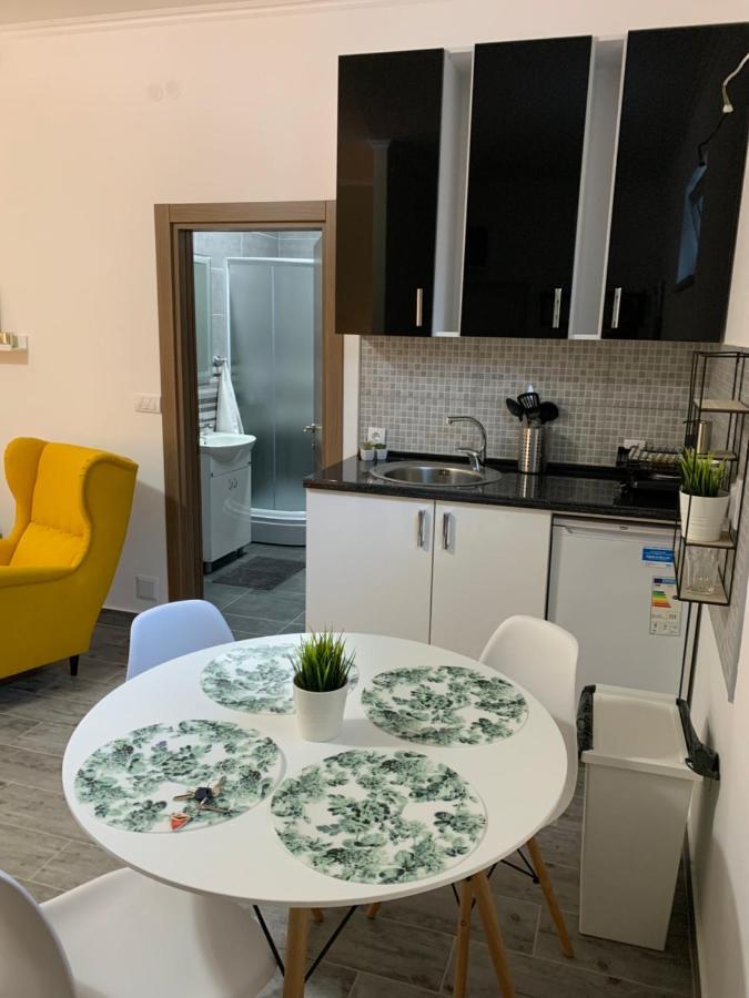 סומבור Apartman Hana מראה חיצוני תמונה