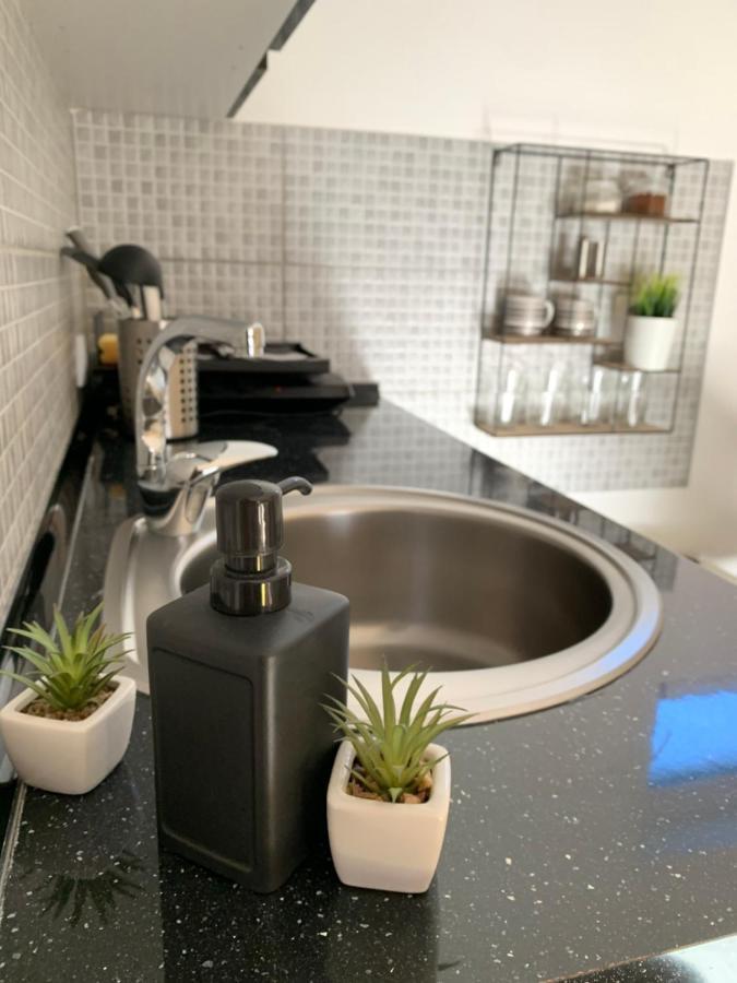 סומבור Apartman Hana מראה חיצוני תמונה